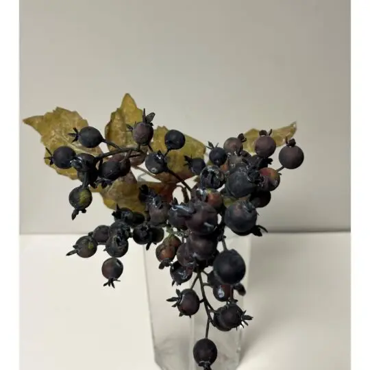 Berry 16" Spray with Leaves - Blue