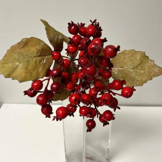 Berry 16" Spray with Leaves - Red