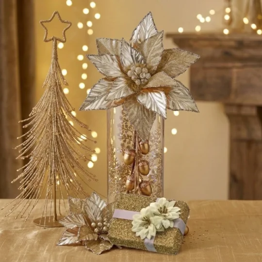 Sparkling Champagne & Golds