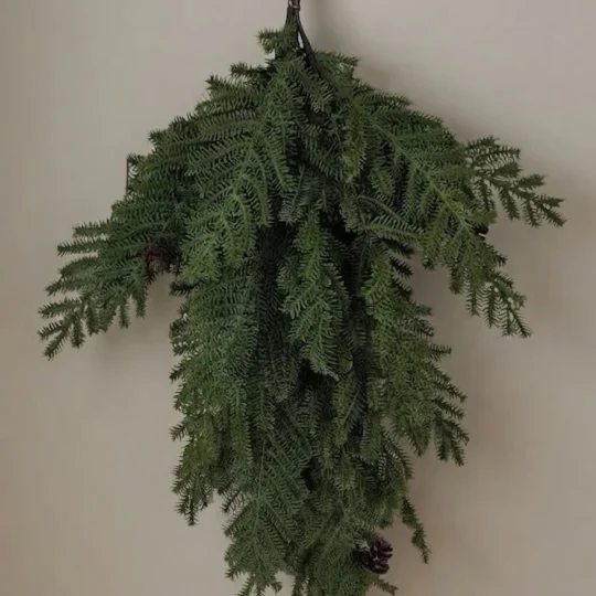 Real Touch Mountain Hemlock Teardrop 24"- Green