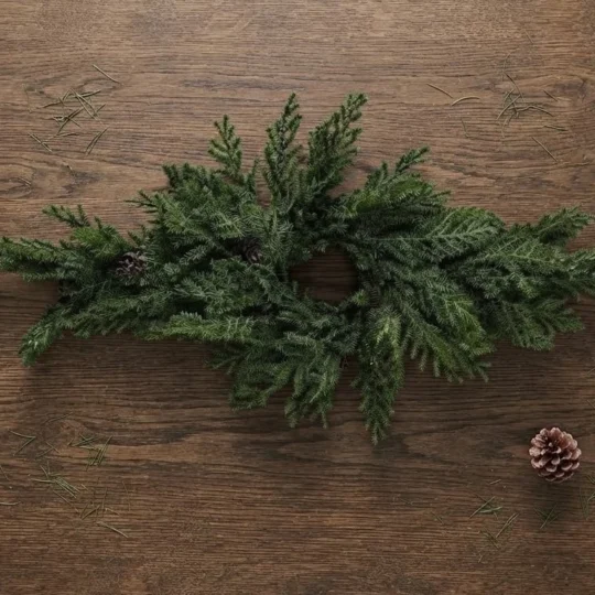 Real Touch Mountain Hemlock Centerpiece 35" -Green