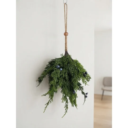 Real Touch Cedar/blue Berry Hanging Vine 17" Green